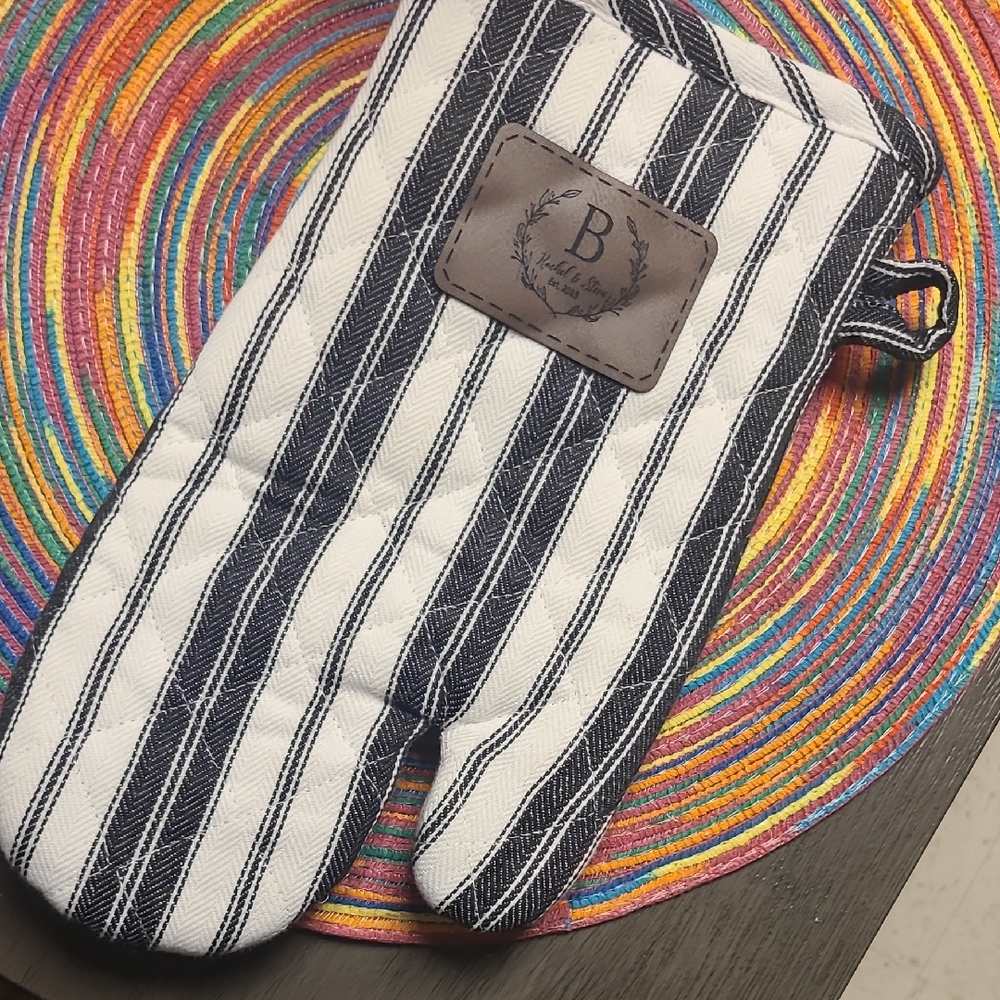 Striped Oven Mitt And Towel